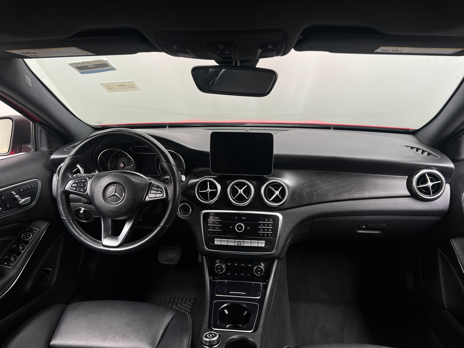 Thumbnail: 2019 Mercedes-Benz GLA - 2