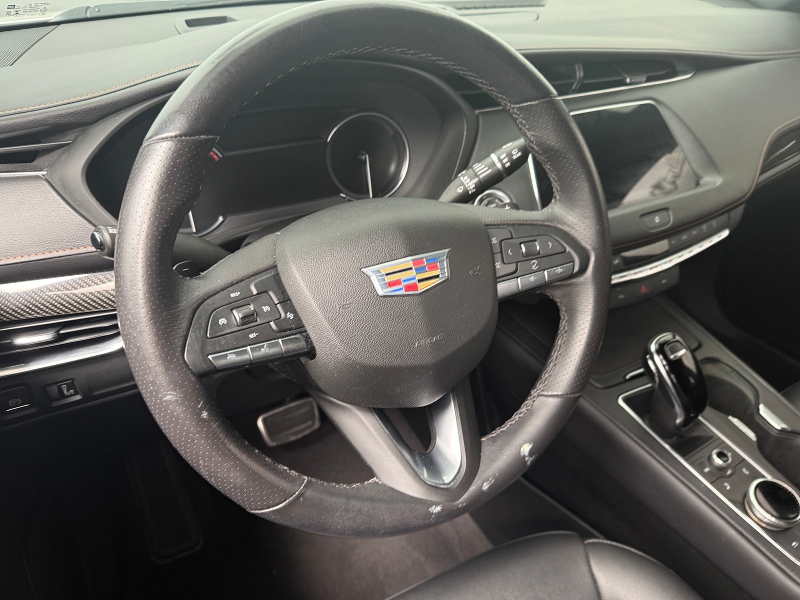 Thumbnail: 2023 Cadillac XT4 - 4