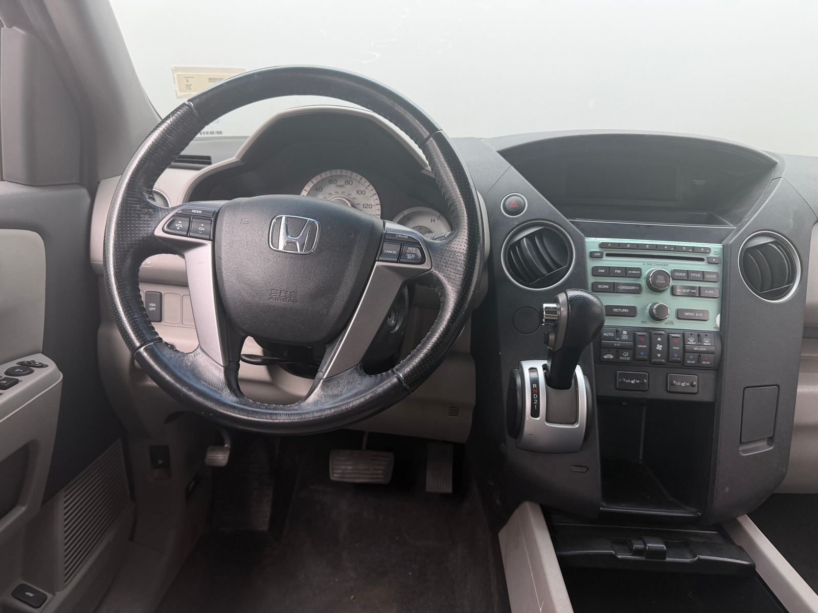 Thumbnail: 2011 Honda Pilot - 4