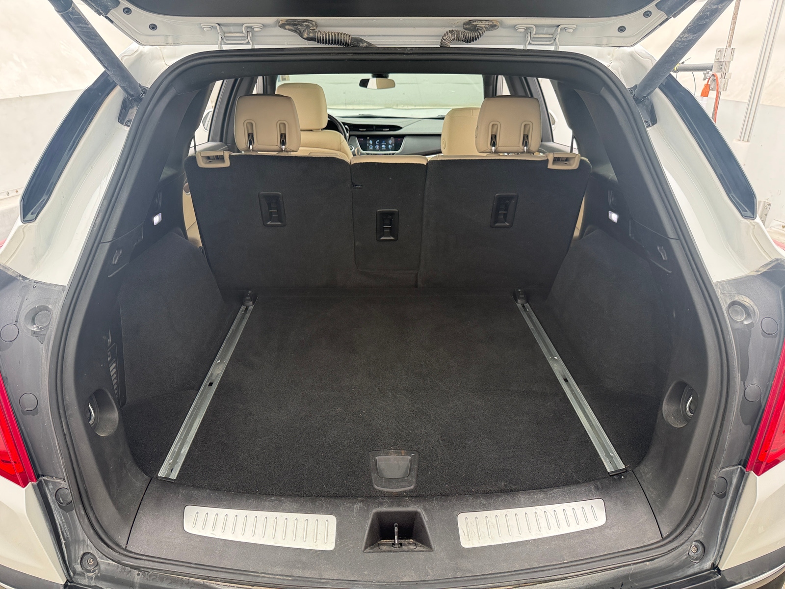 Thumbnail: 2018 Cadillac XT5 - 6