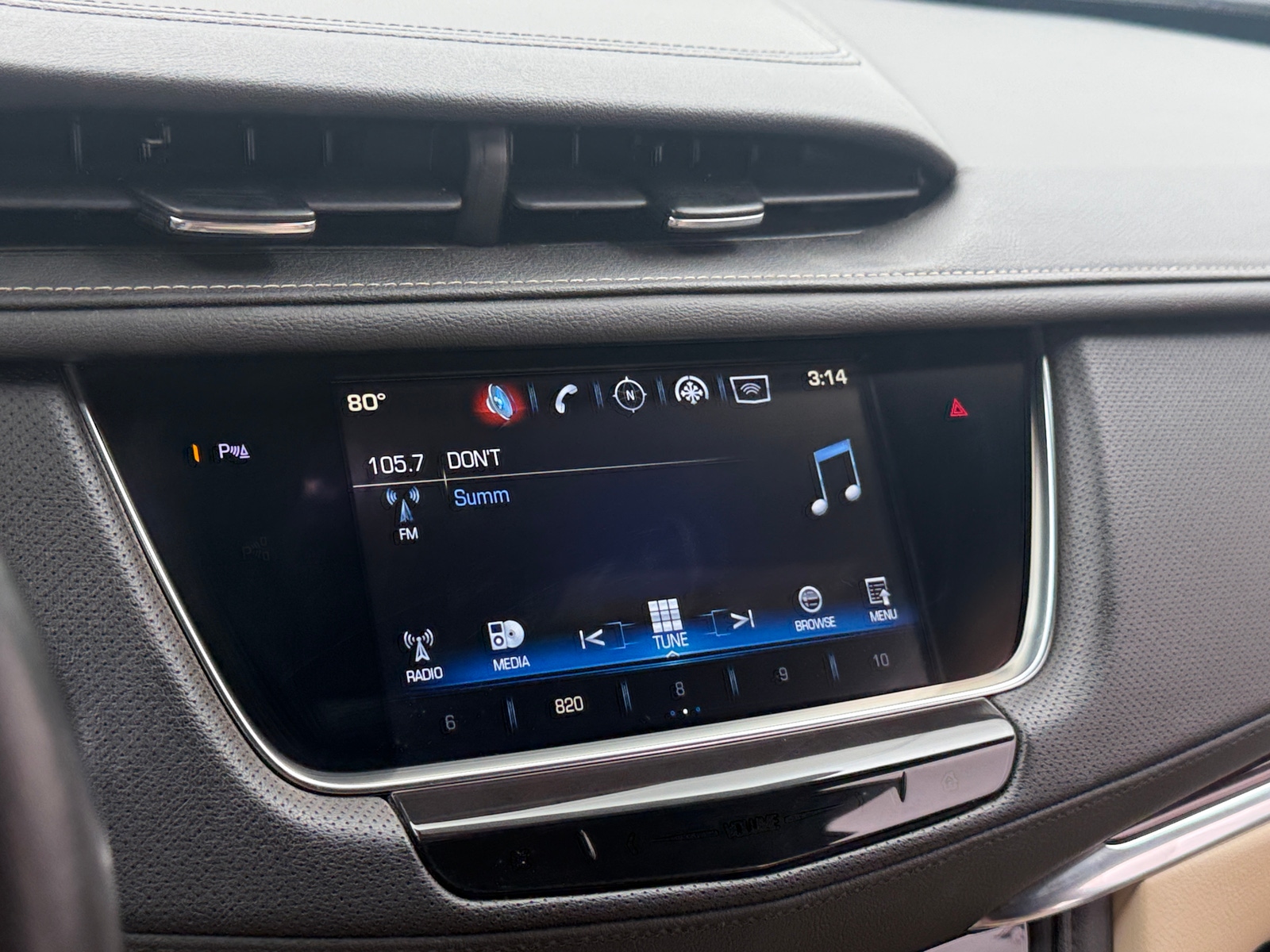 Thumbnail: 2018 Cadillac XT5 - 3