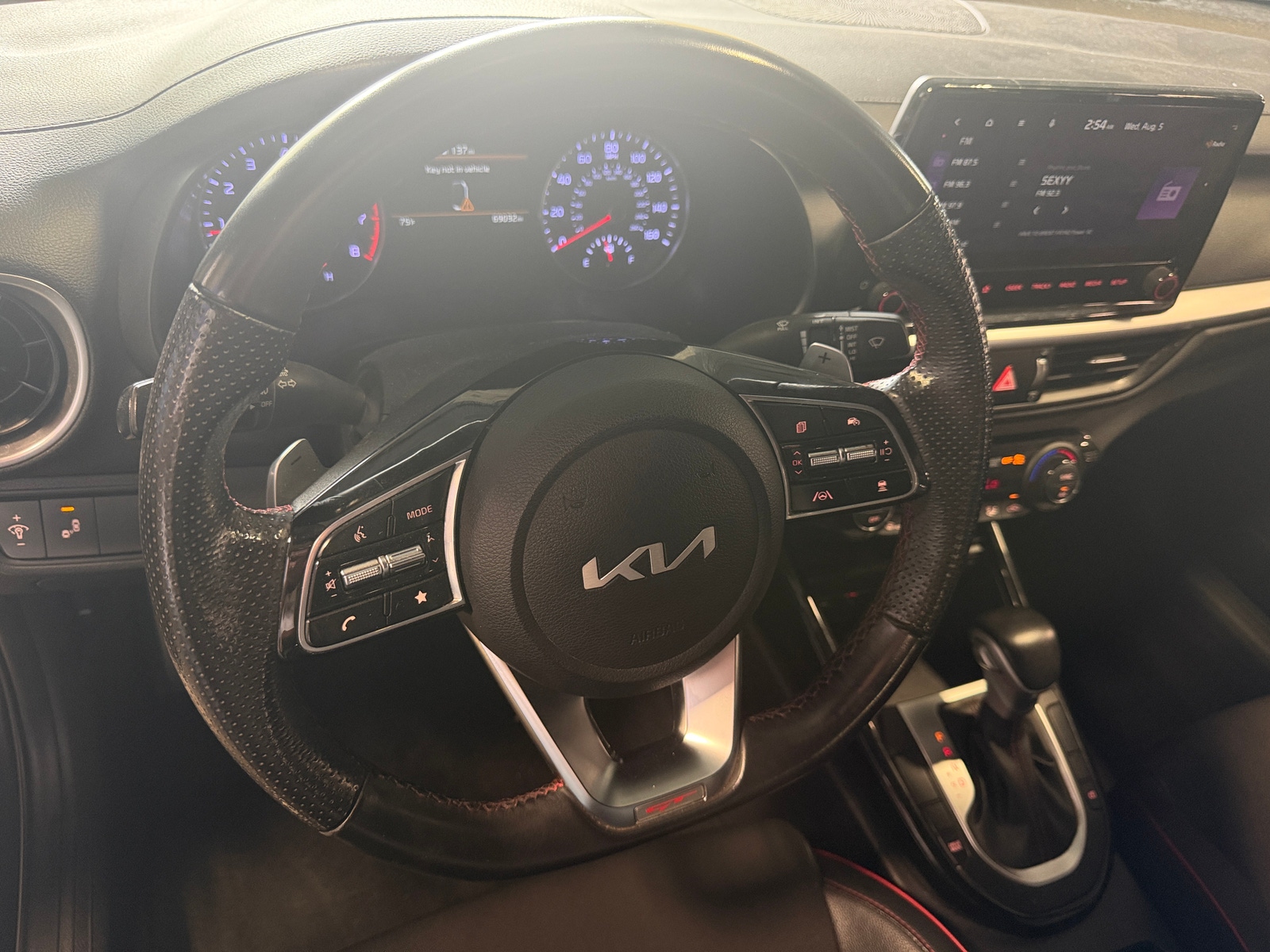 Thumbnail: 2023 Kia Forte - 4