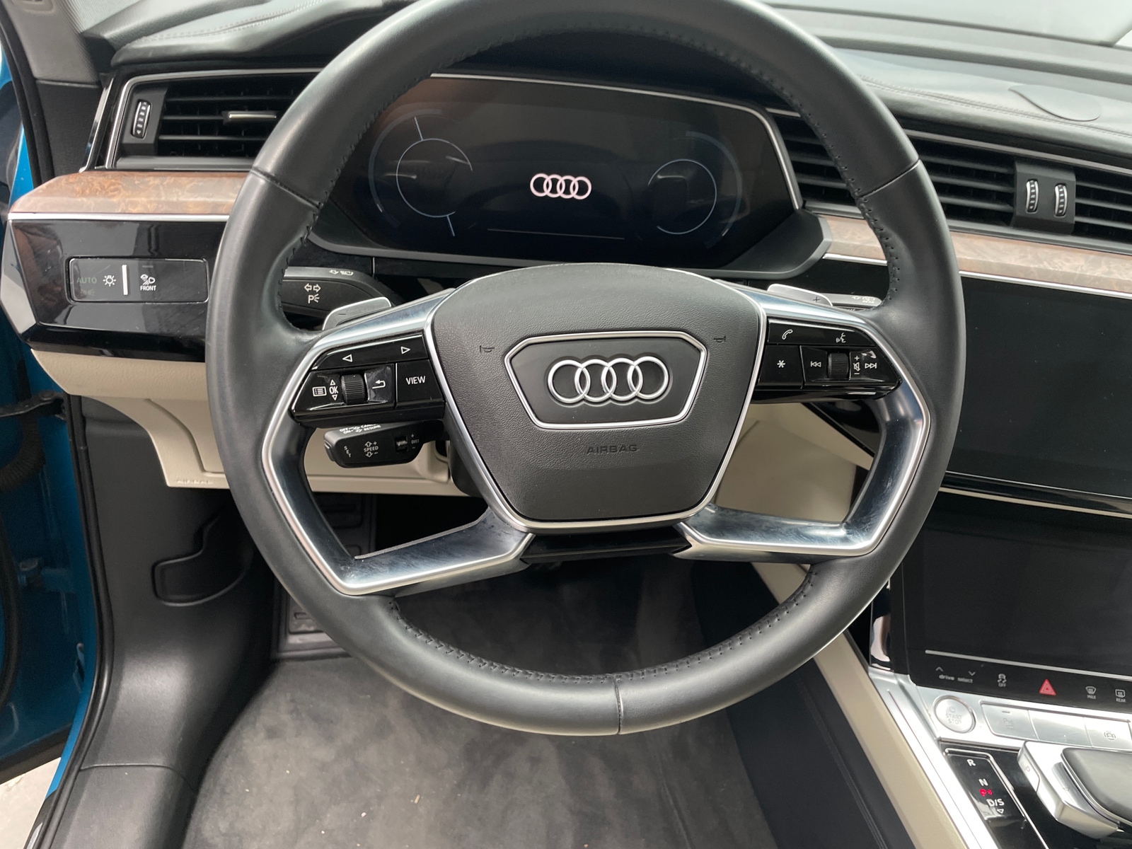 Thumbnail: 2019 Audi e-tron - 5