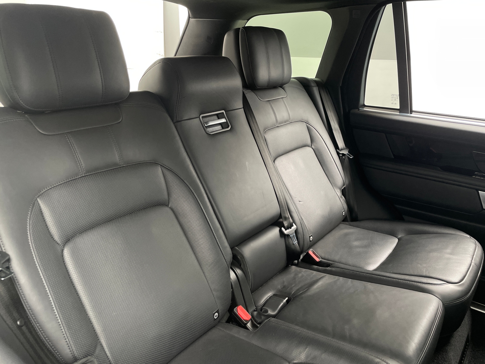 Thumbnail: 2020 Land Rover Range Rover - 5