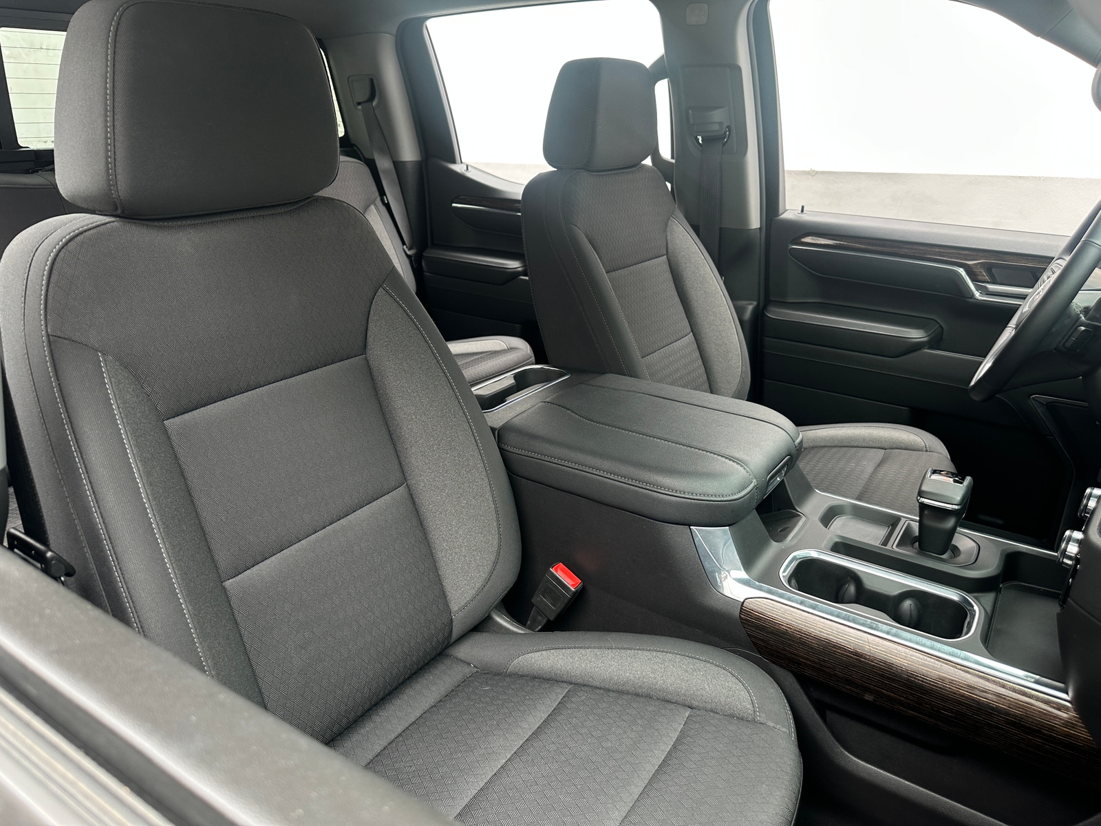 Thumbnail: 2024 GMC Sierra 1500 - 2