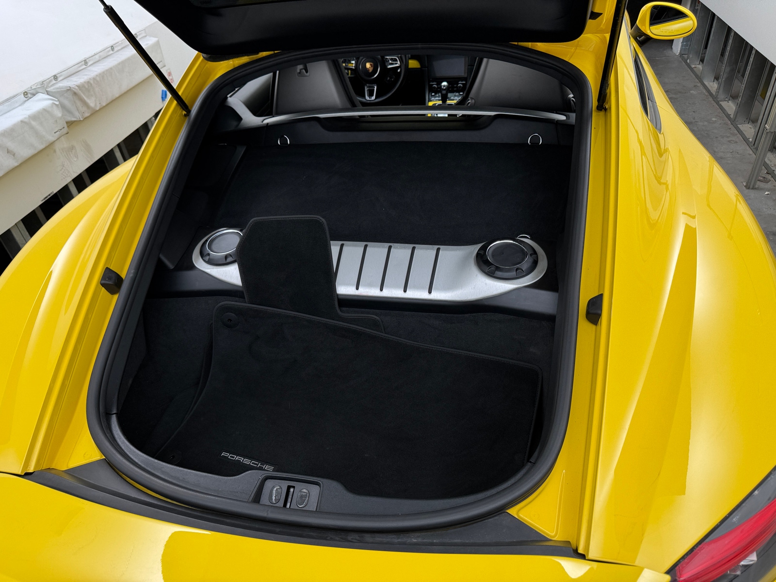 Thumbnail: 2021 Porsche 718 Cayman - 4