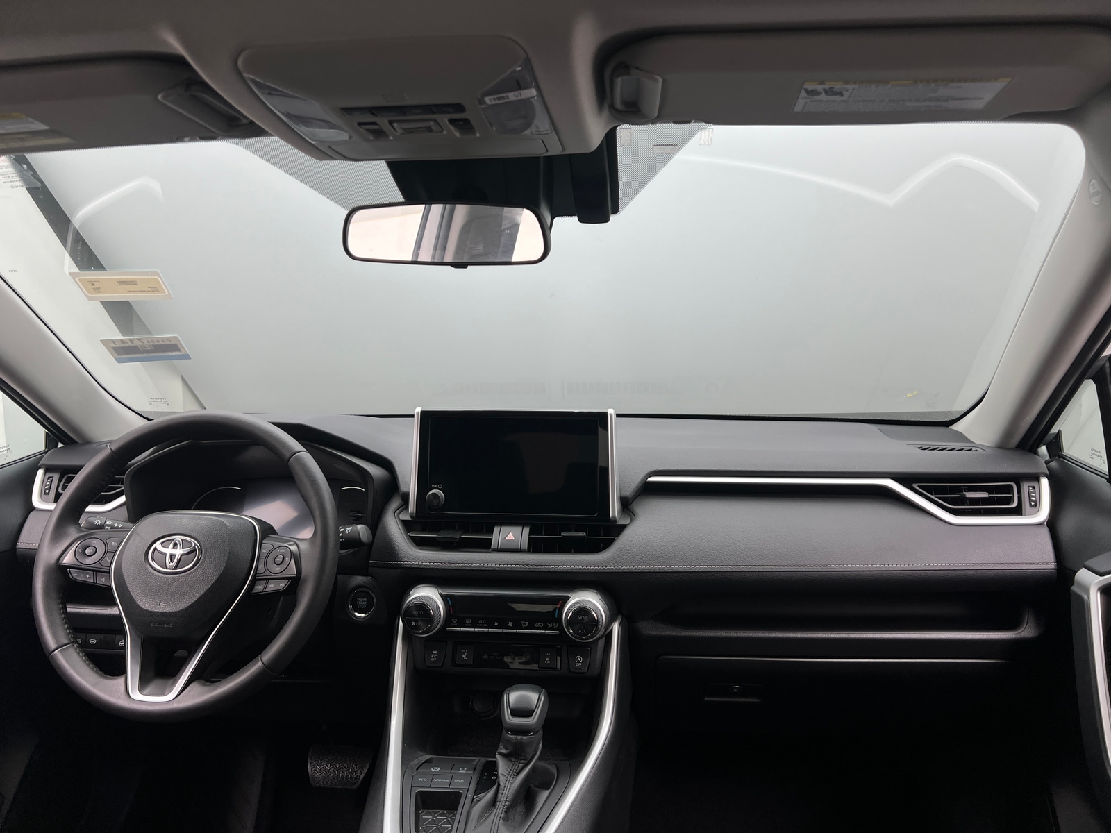 Thumbnail: 2023 Toyota RAV4 - 3