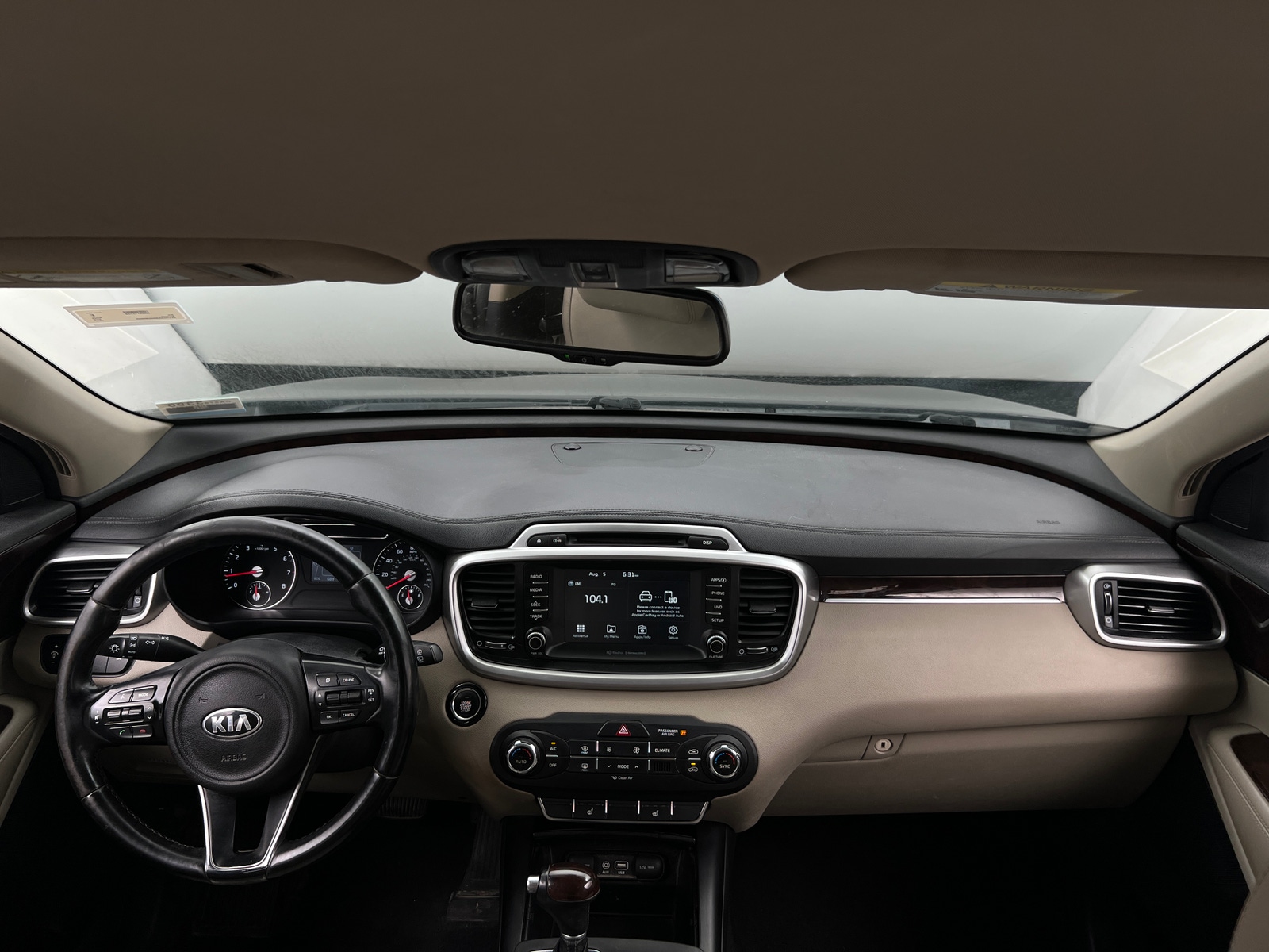 Thumbnail: 2017 Kia Sorento - 2
