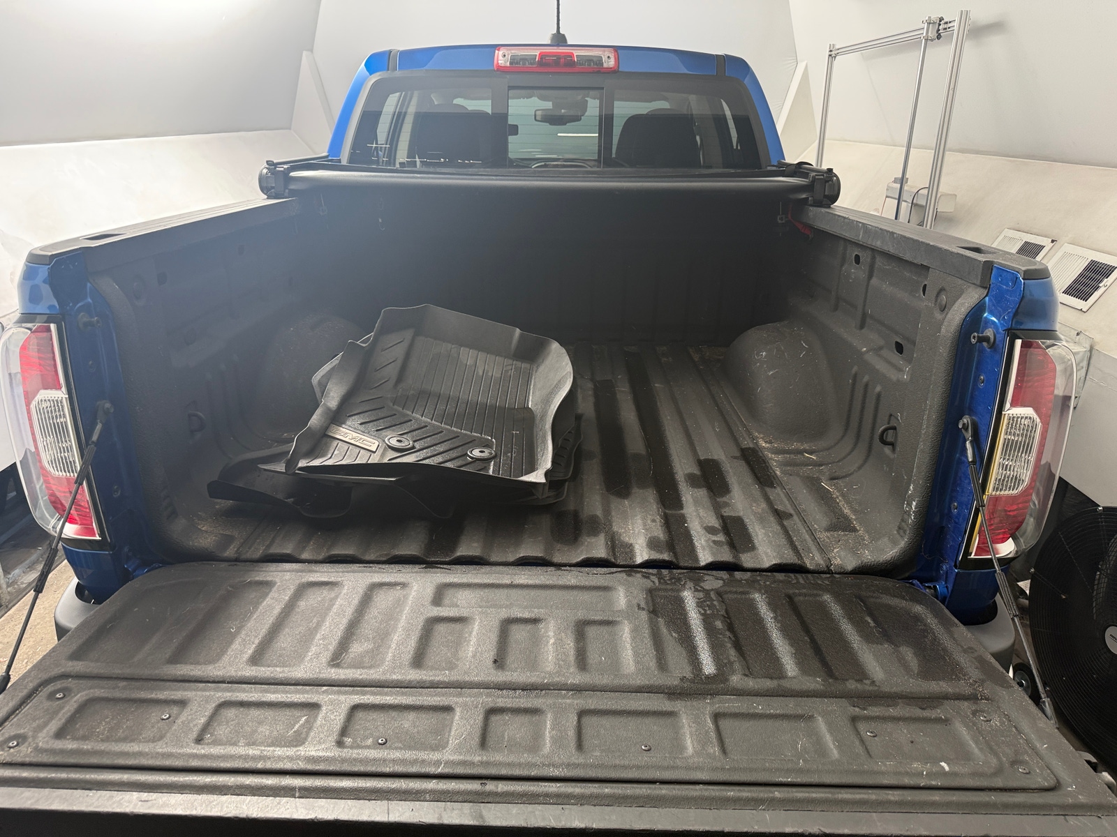 Thumbnail: 2018 GMC Canyon - 7