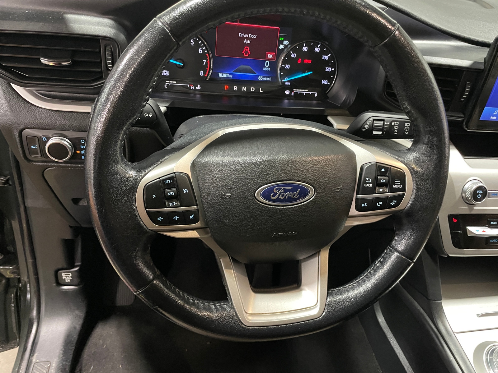 Thumbnail: 2022 Ford Explorer - 5