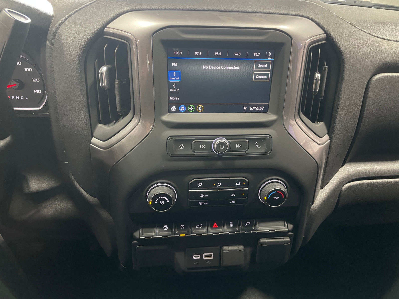 Thumbnail: 2022 Chevrolet Silverado 1500 - 4