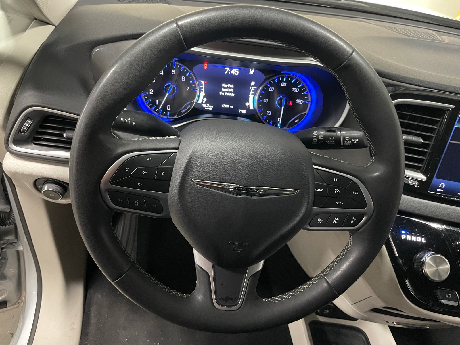 Thumbnail: 2024 Chrysler Pacifica - 4
