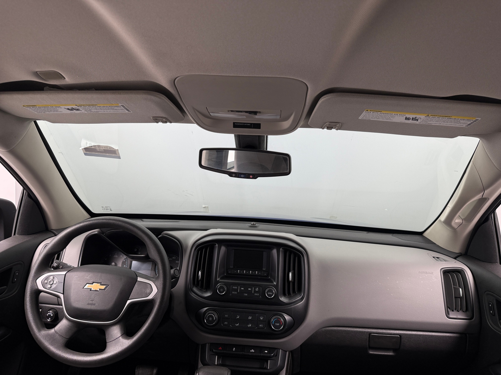 Thumbnail: 2016 Chevrolet Colorado - 3