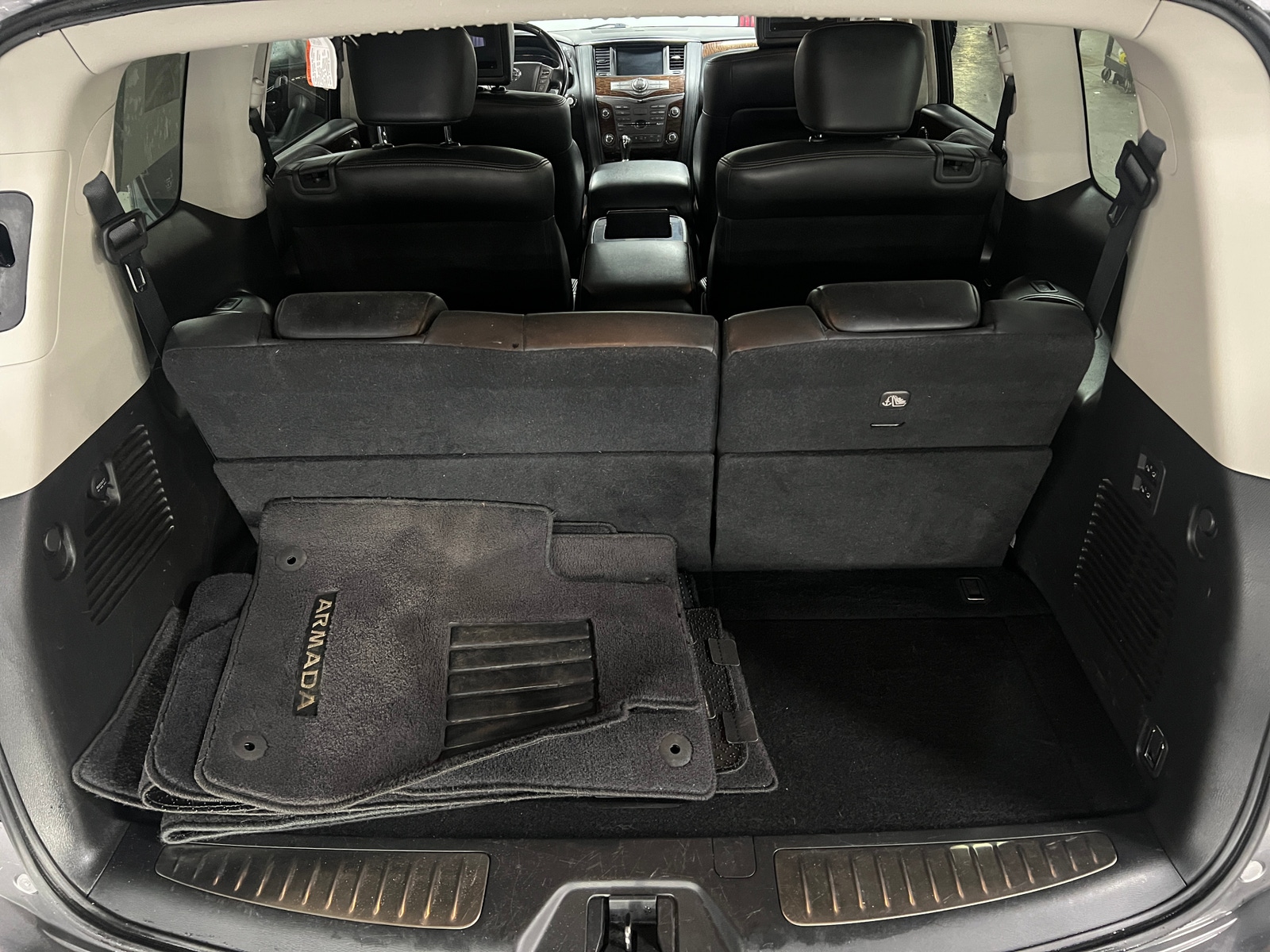 Thumbnail: 2020 Nissan Armada - 6