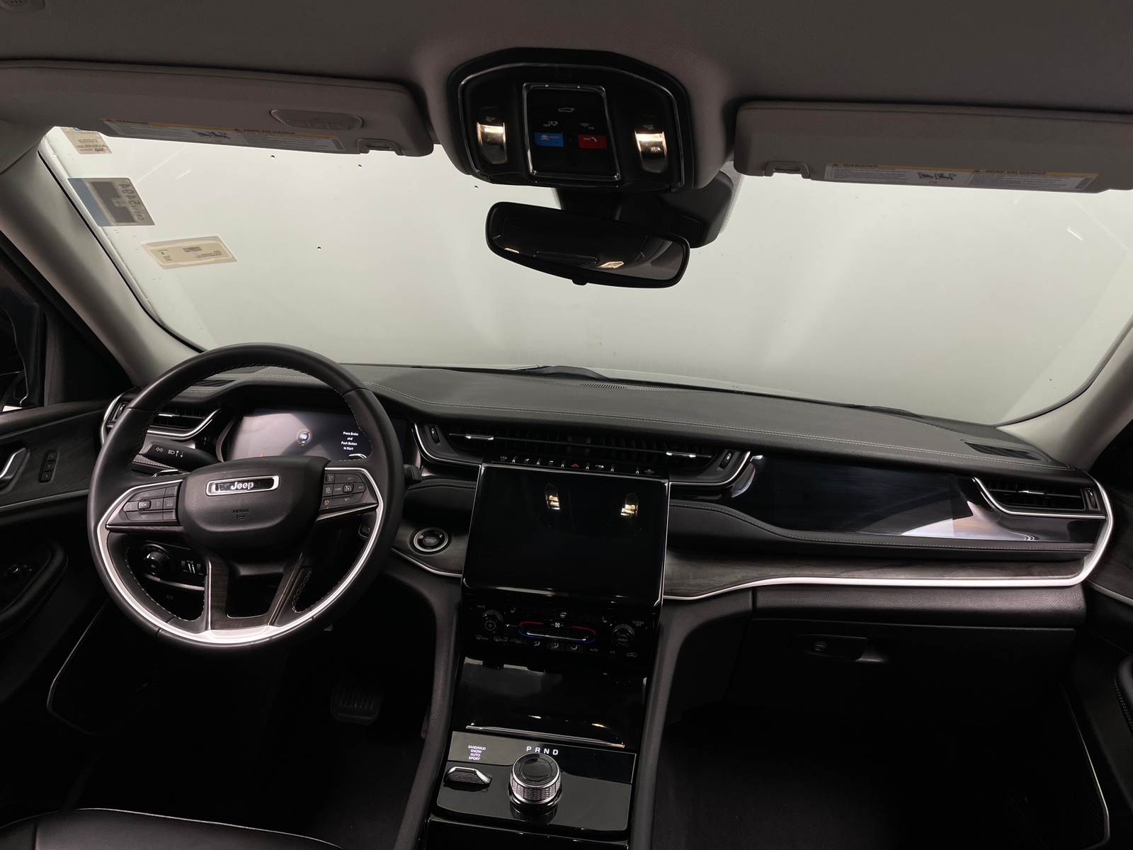 Thumbnail: 2023 Jeep Grand Cherokee L - 2