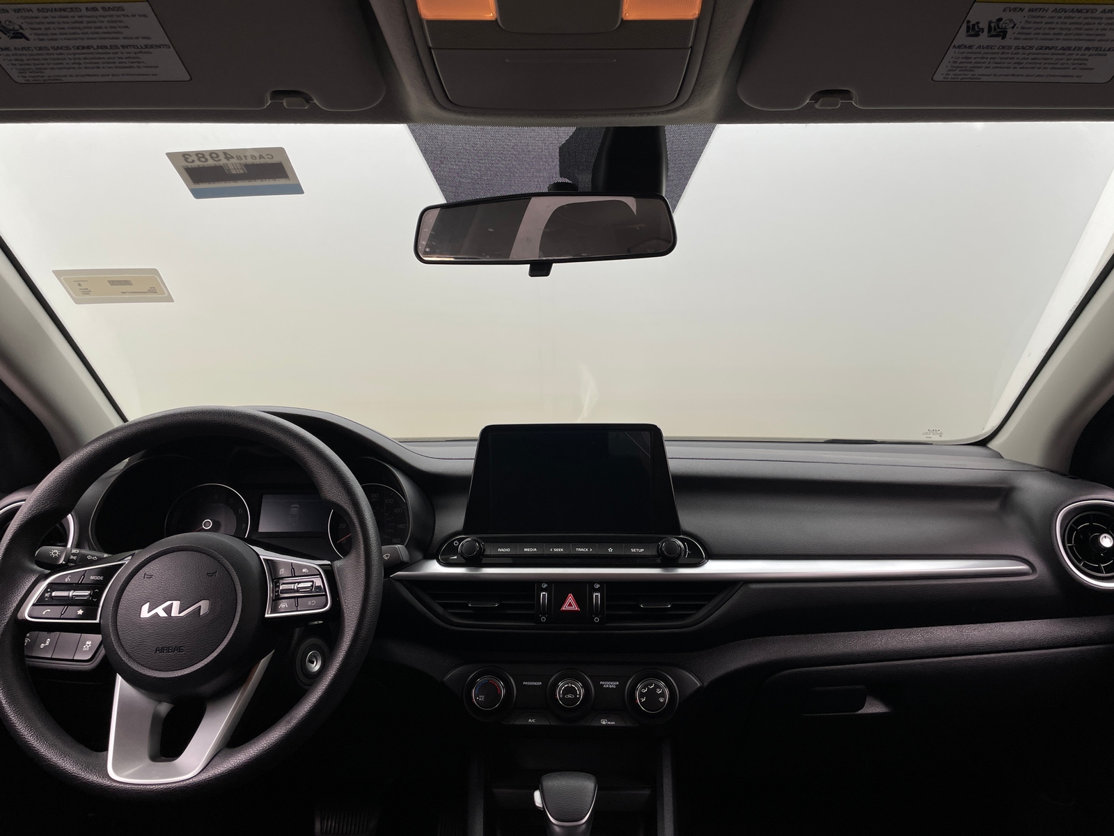 Thumbnail: 2024 Kia Forte - 3