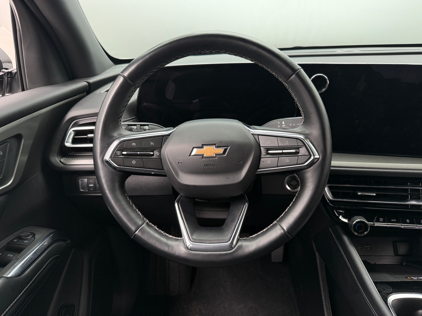 Thumbnail: 2025 Chevrolet Traverse - 4