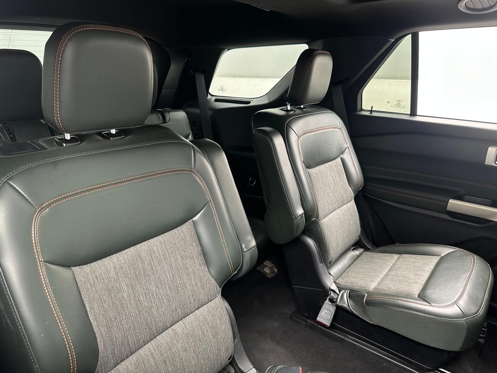Thumbnail: 2022 Ford Explorer - 5