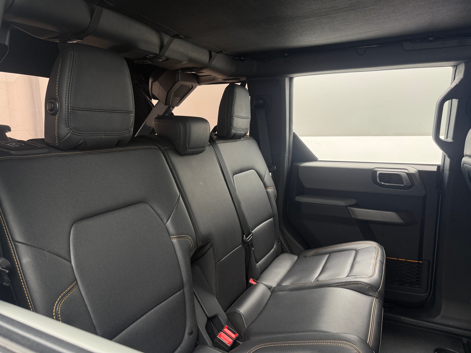 Thumbnail: 2022 Ford Bronco - 6