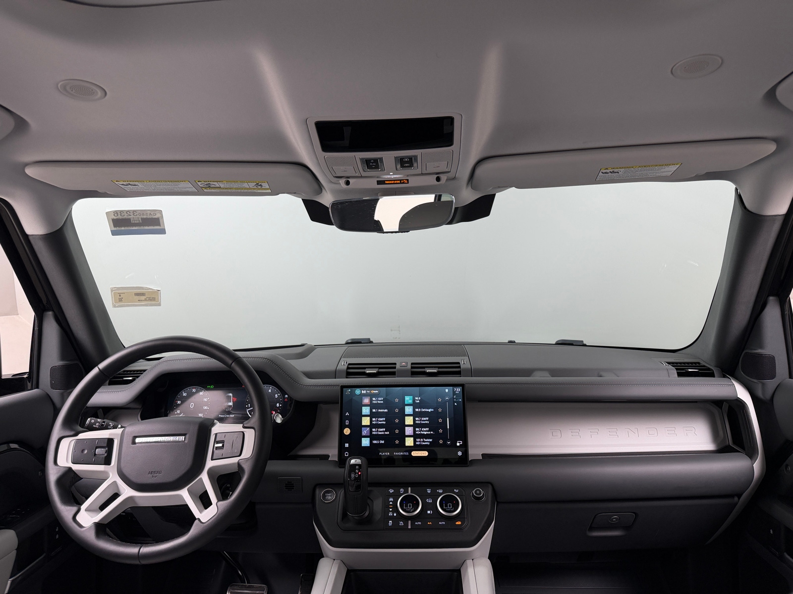 Thumbnail: 2025 Land Rover Defender - 2