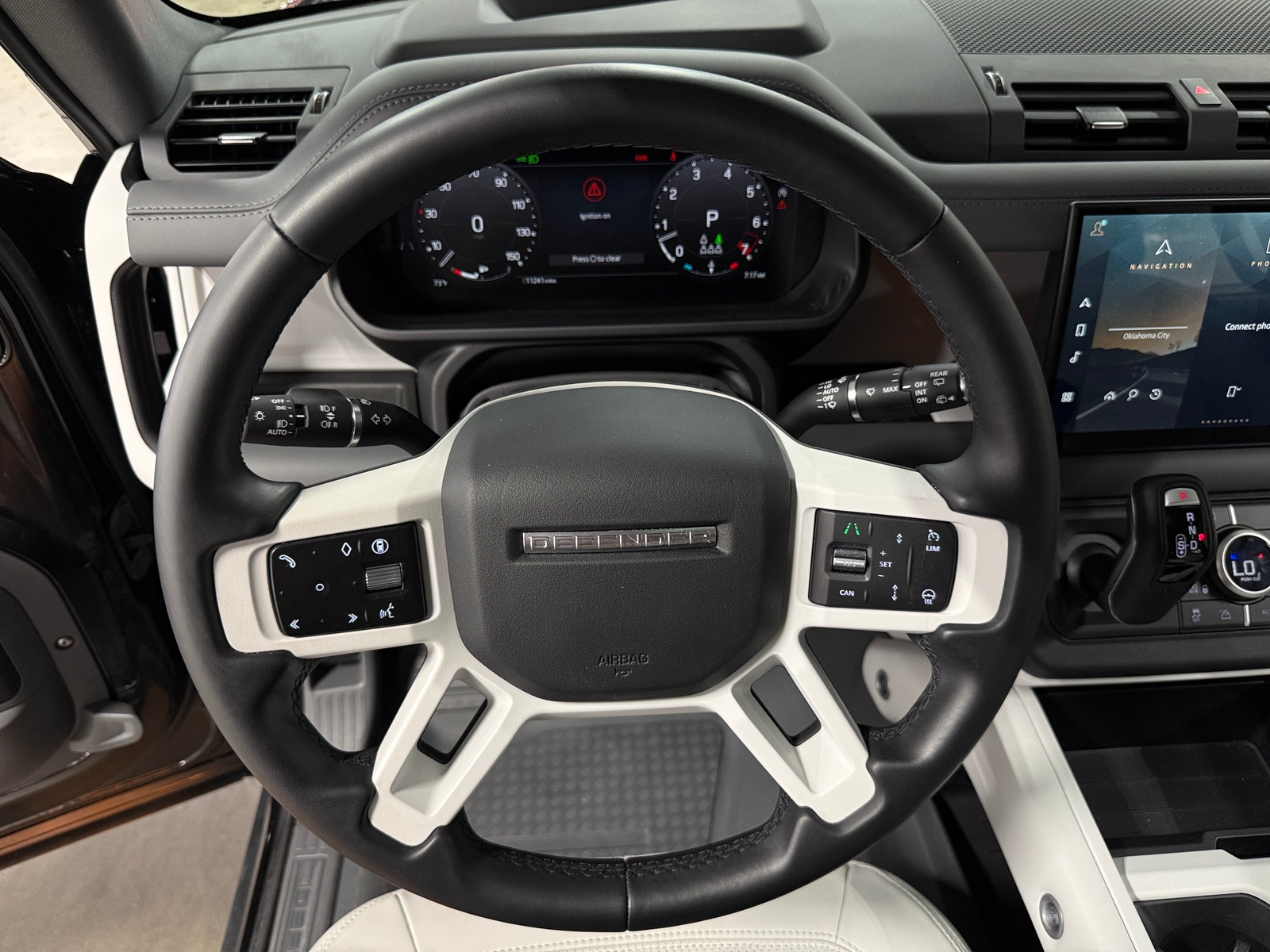 Thumbnail: 2025 Land Rover Defender - 4