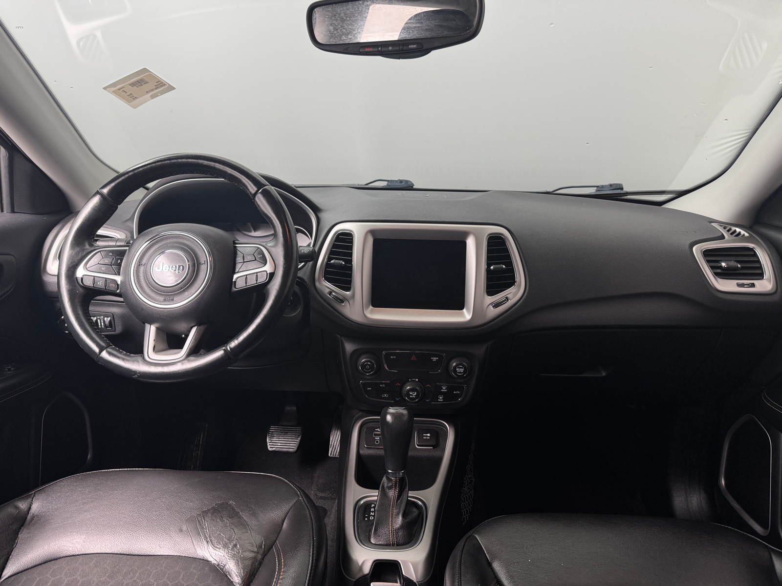 Thumbnail: 2018 Jeep Compass - 3