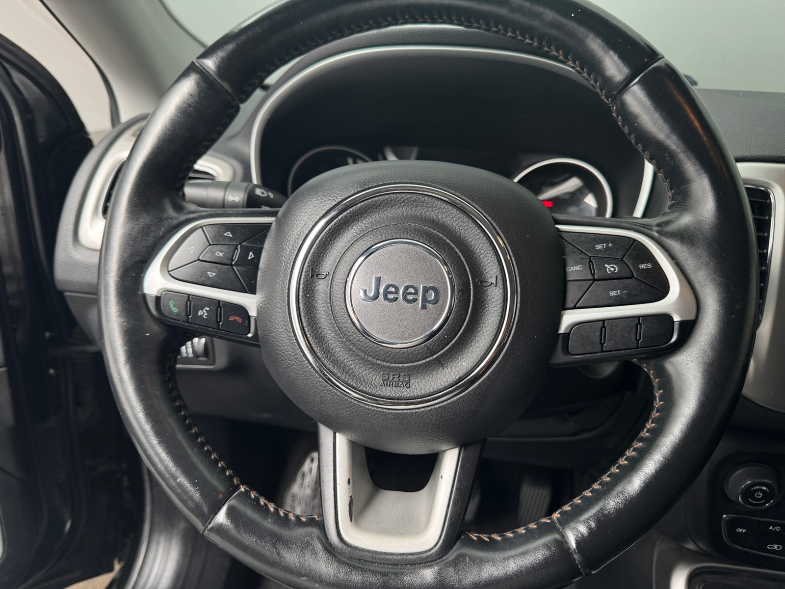 Thumbnail: 2018 Jeep Compass - 5