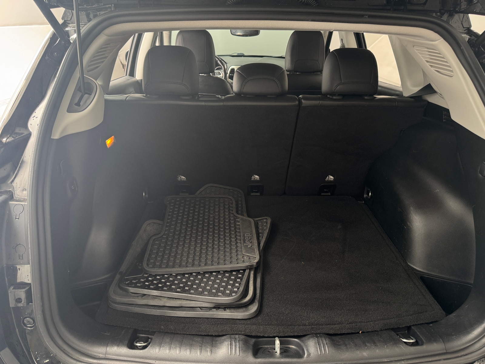 Thumbnail: 2018 Jeep Compass - 7