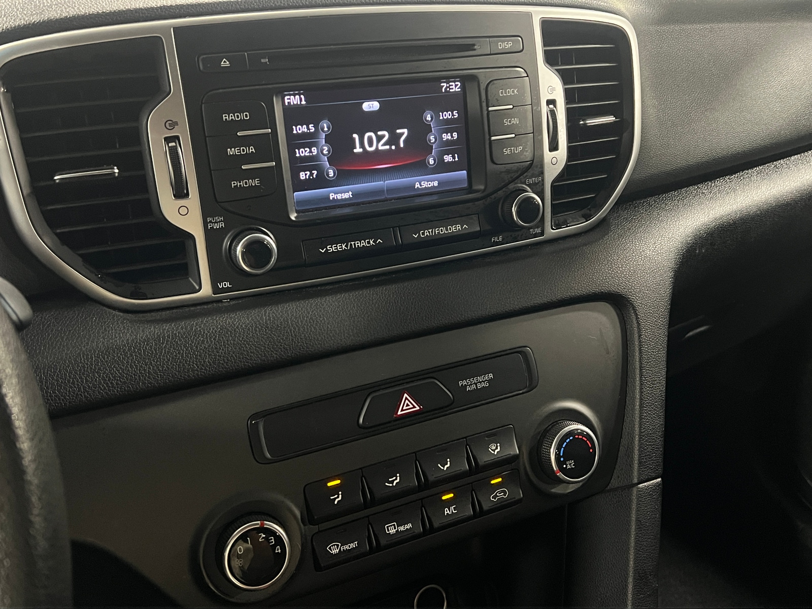 Thumbnail: 2019 Kia Sportage - 4