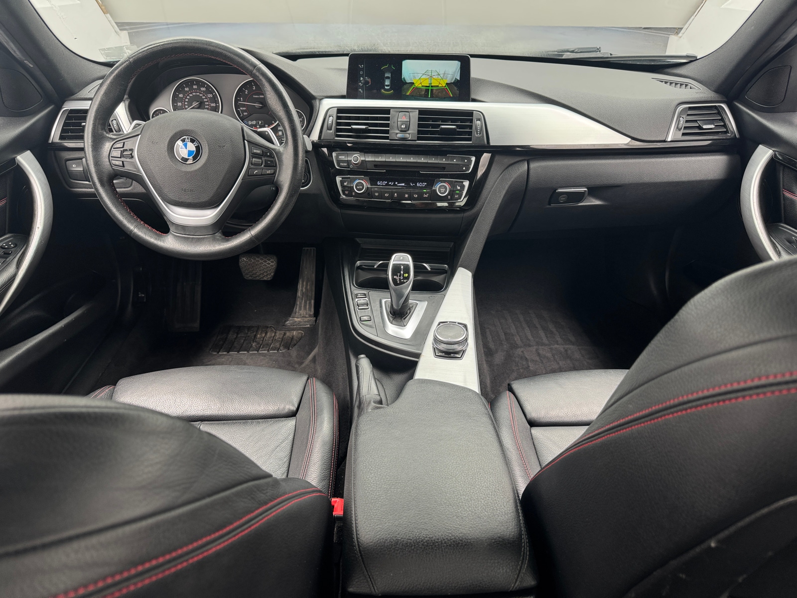 Thumbnail: 2017 BMW 3 Series - 2