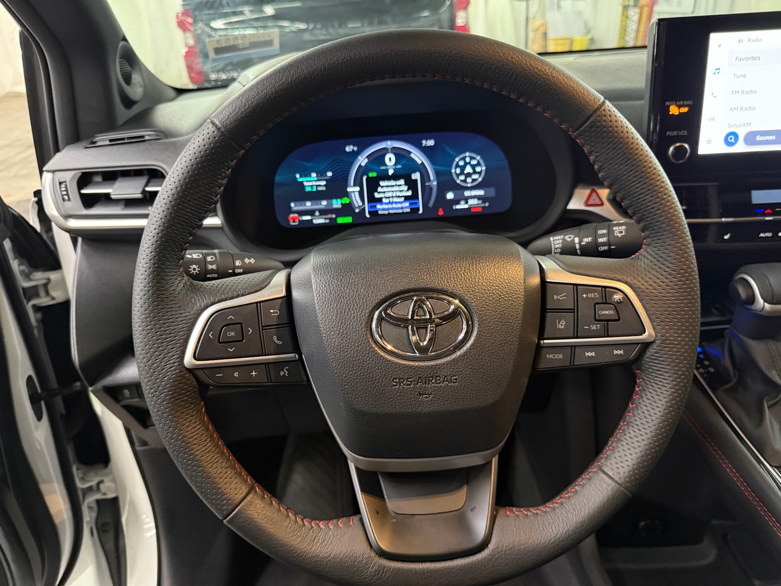 Thumbnail: 2025 Toyota Sienna - 5