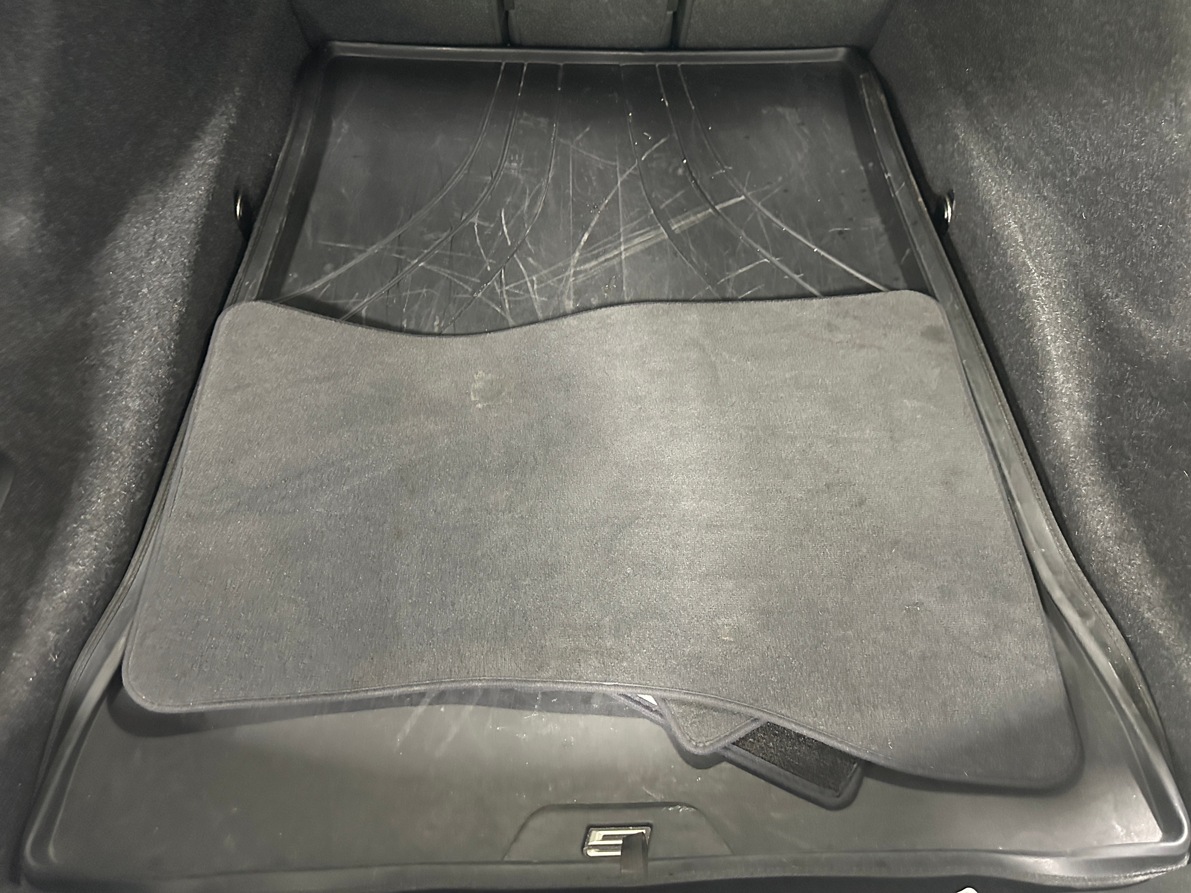 WBAJA7C53KG911903