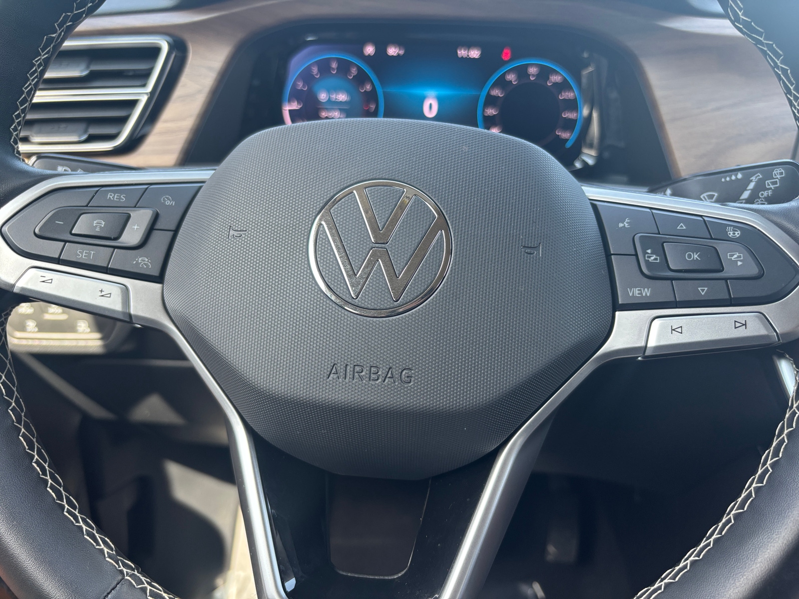 Thumbnail: 2026 Volkswagen Atlas - 4