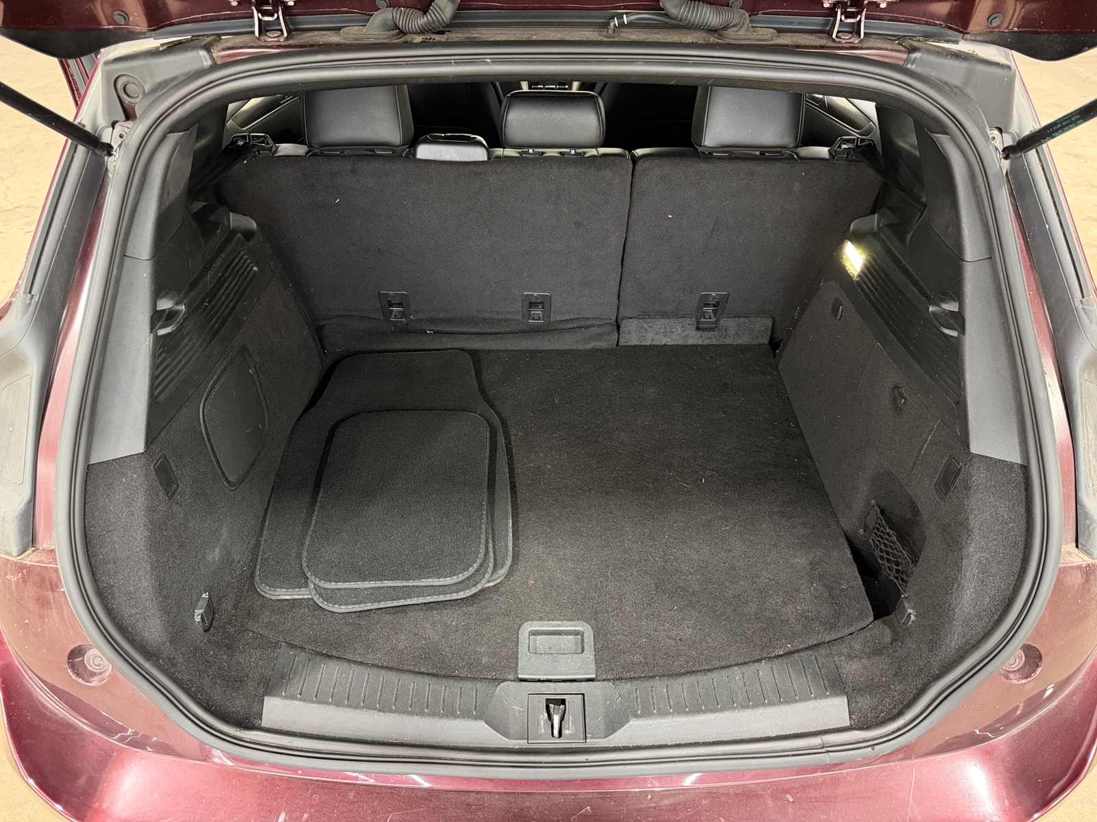 Thumbnail: 2016 Lincoln MKC - 6