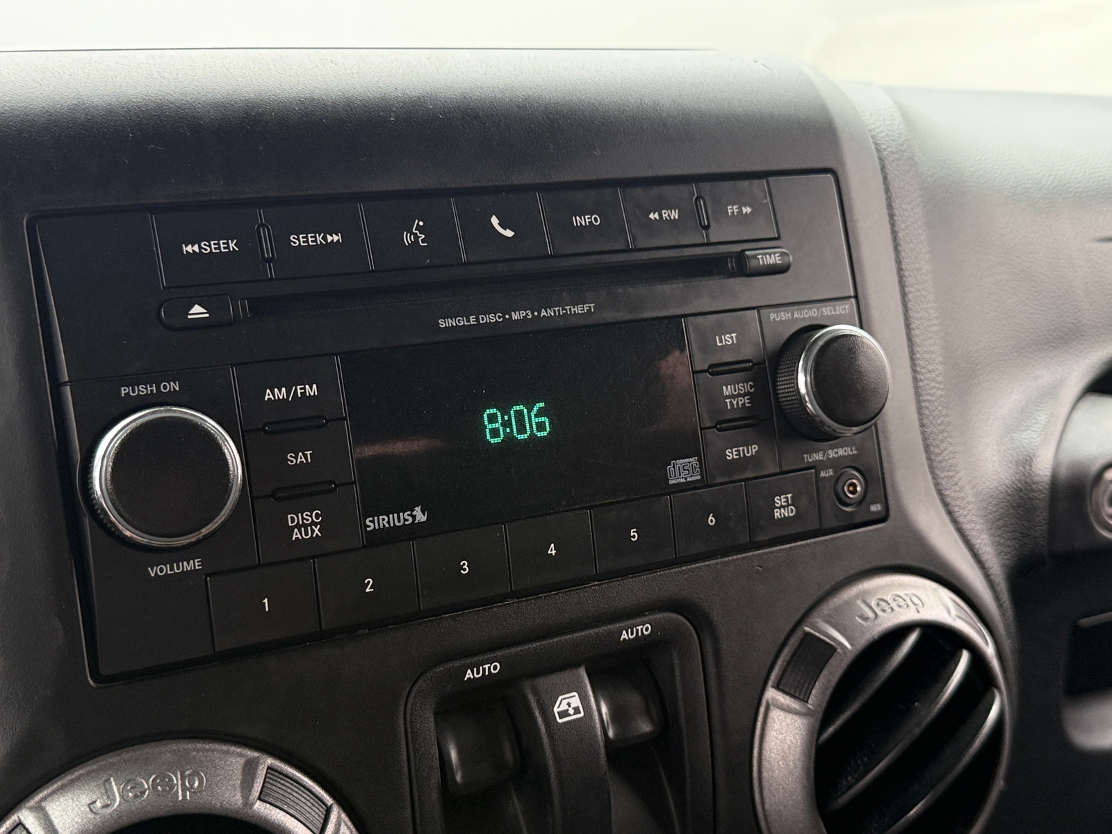 Thumbnail: 2013 Jeep Wrangler - 3