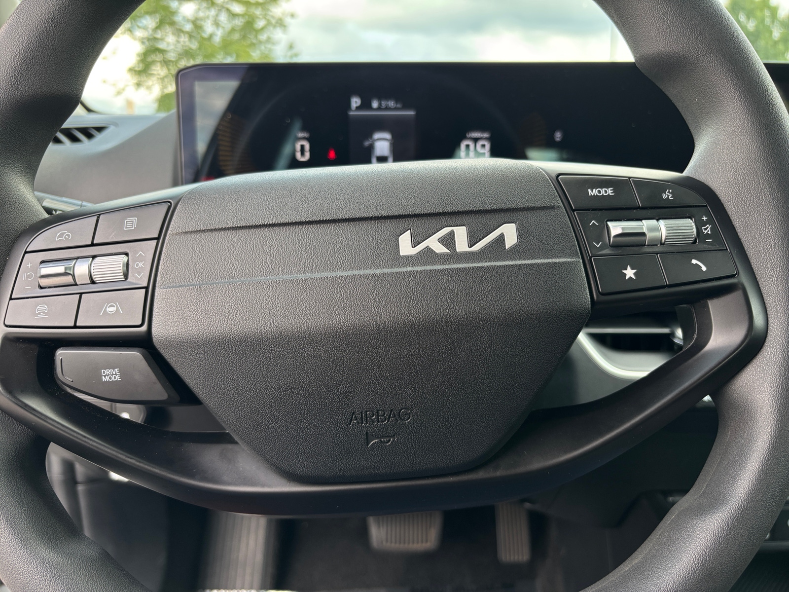 Thumbnail: 2026 Kia K4 - 5