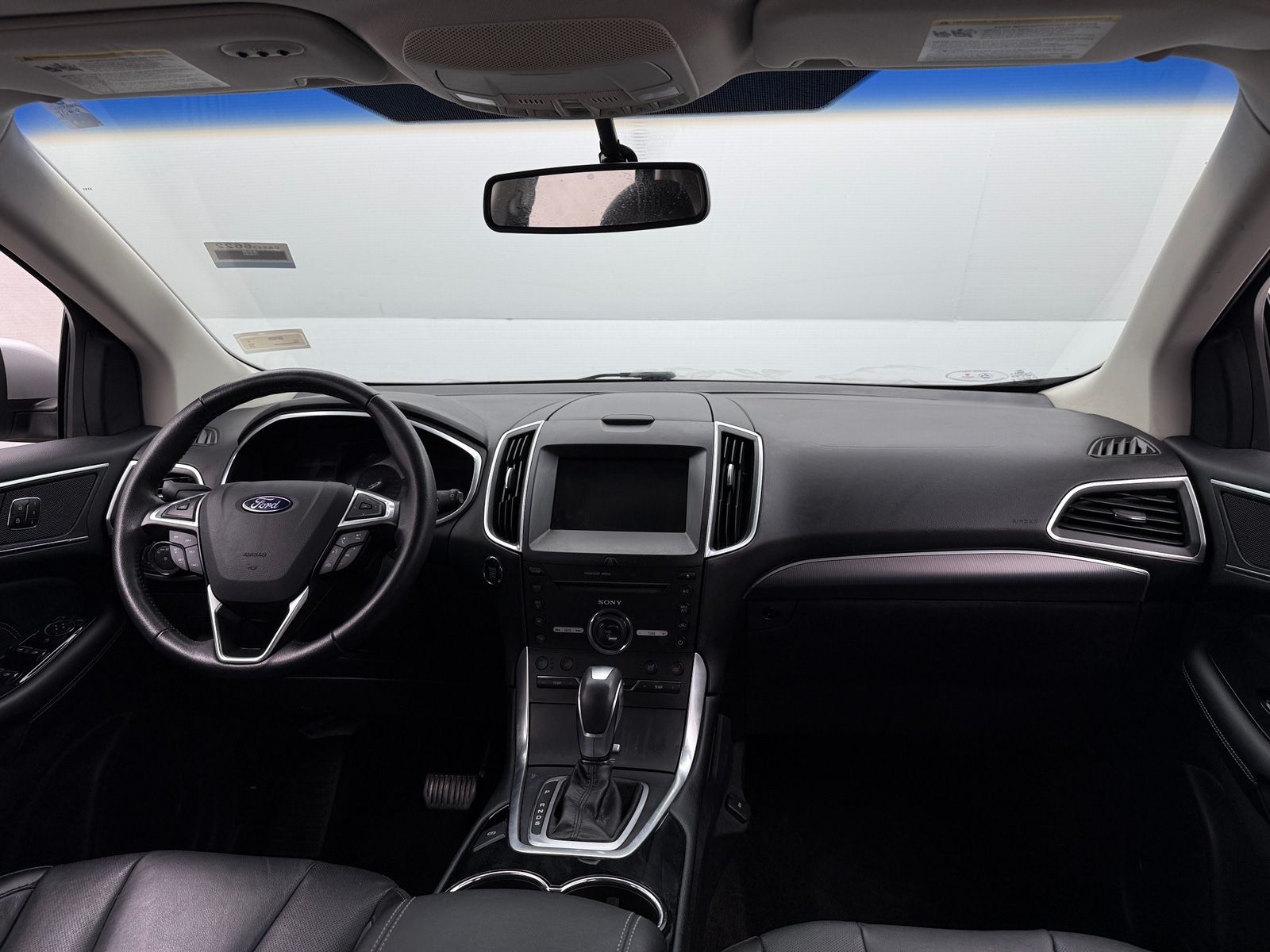 Thumbnail: 2016 Ford Edge - 2