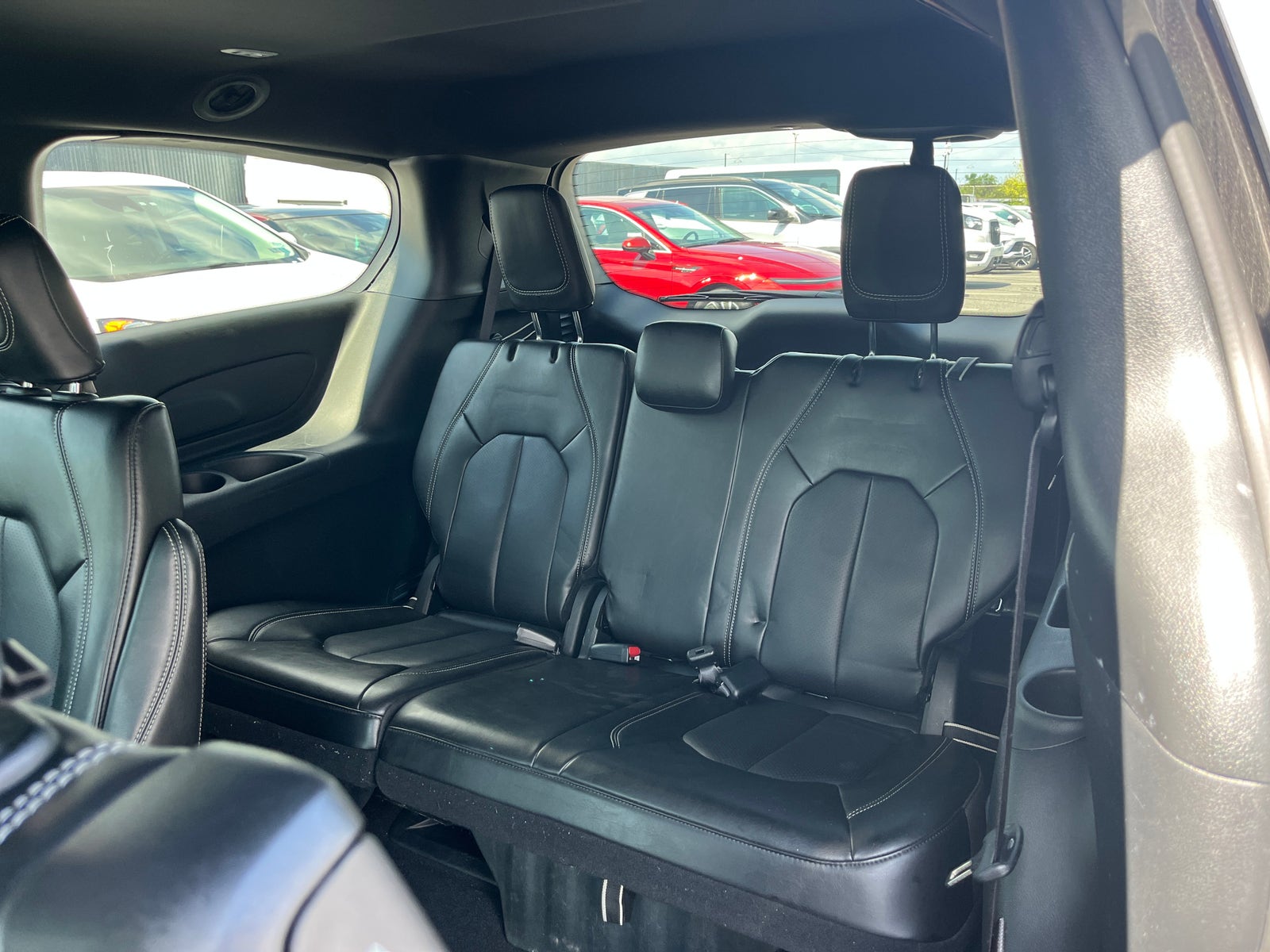 Thumbnail: 2025 Chrysler Pacifica - 6