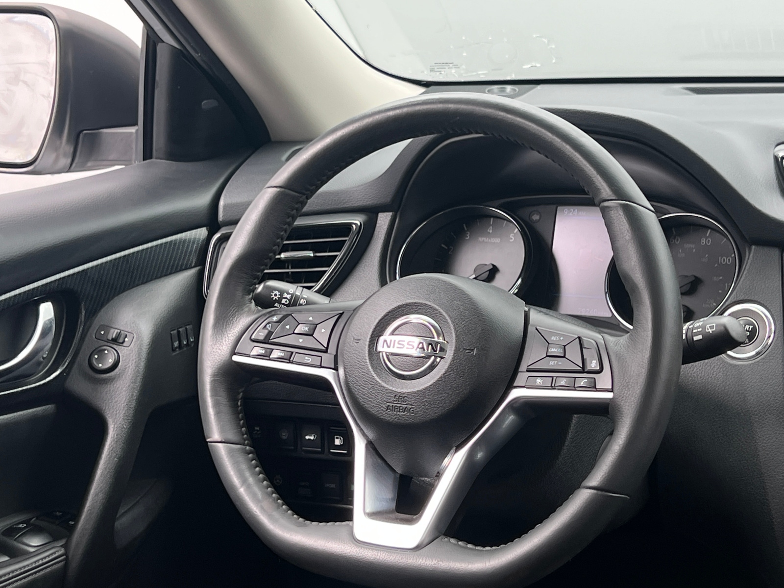 Thumbnail: 2018 Nissan Rogue - 4