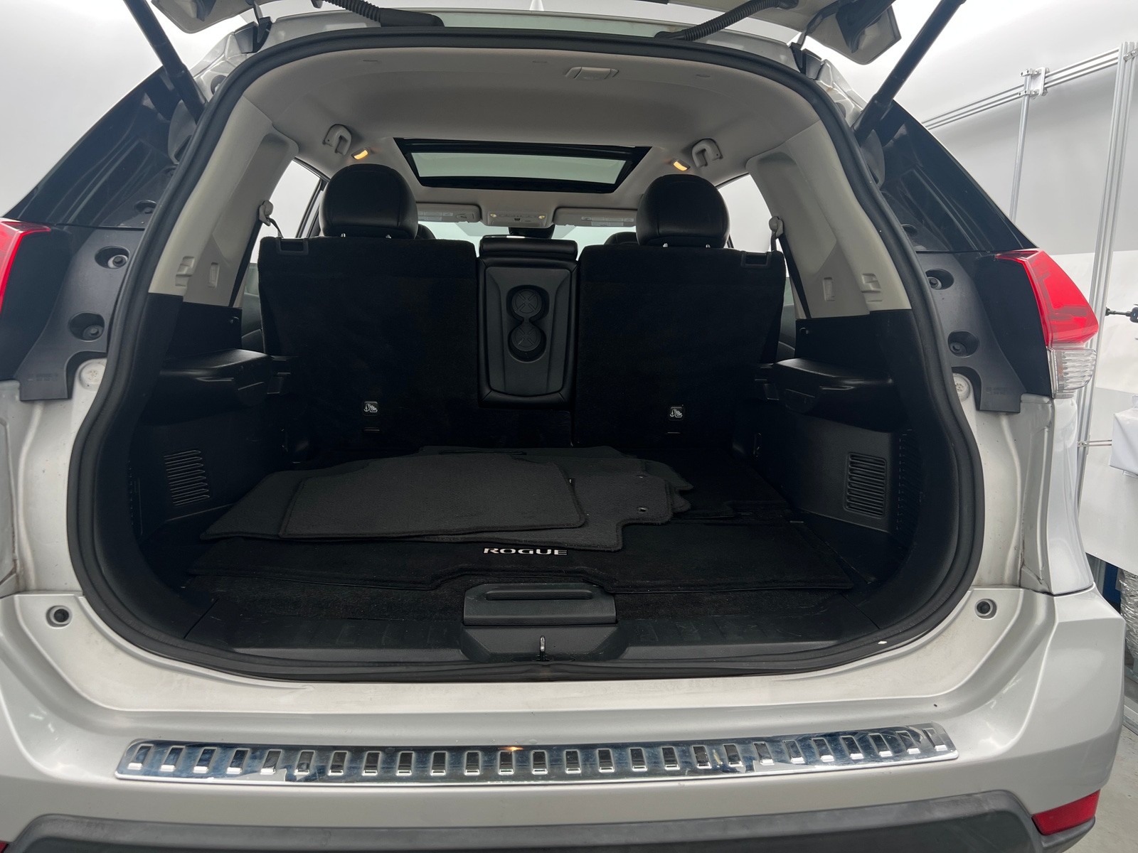 Thumbnail: 2018 Nissan Rogue - 6