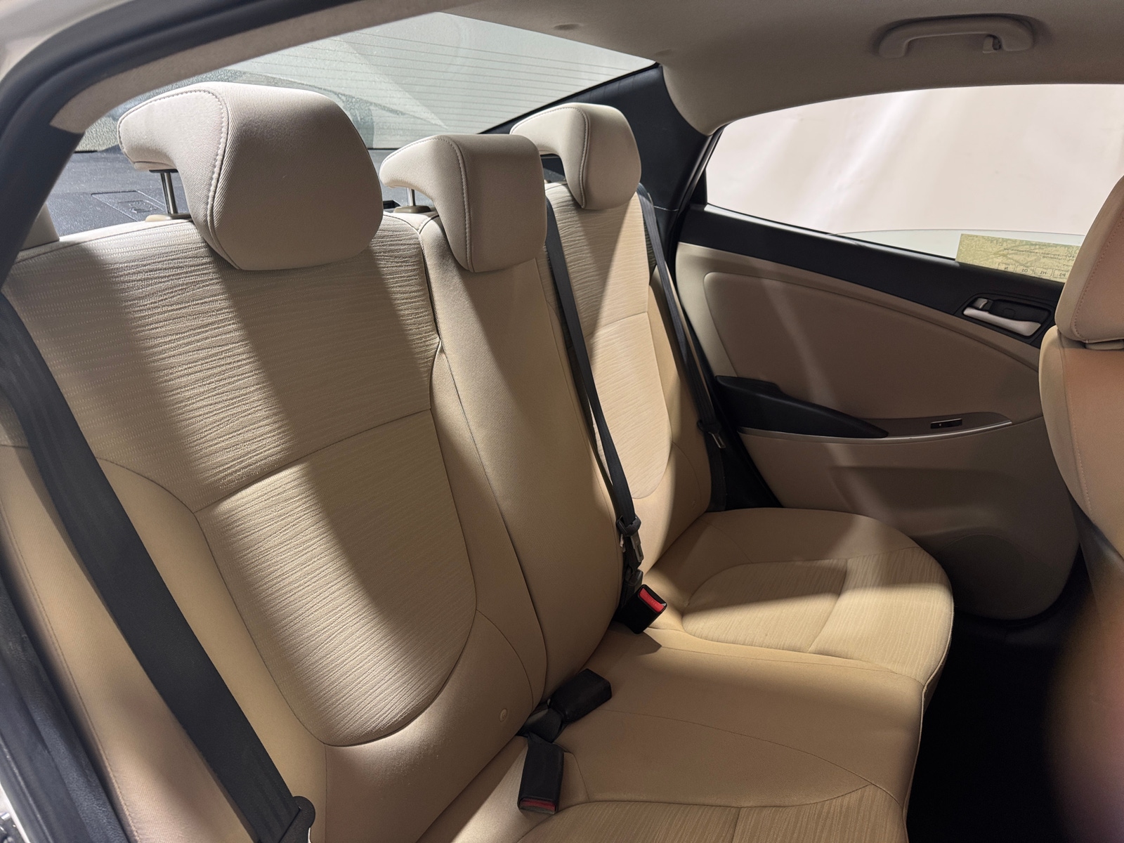 Thumbnail: 2016 Hyundai Accent - 6
