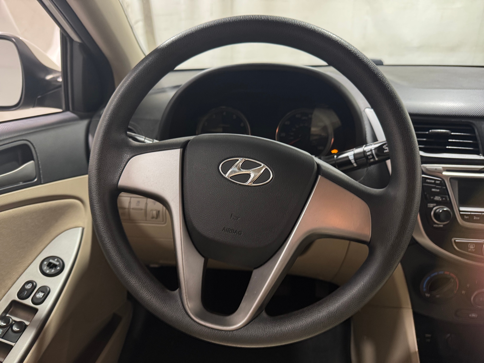 Thumbnail: 2016 Hyundai Accent - 5