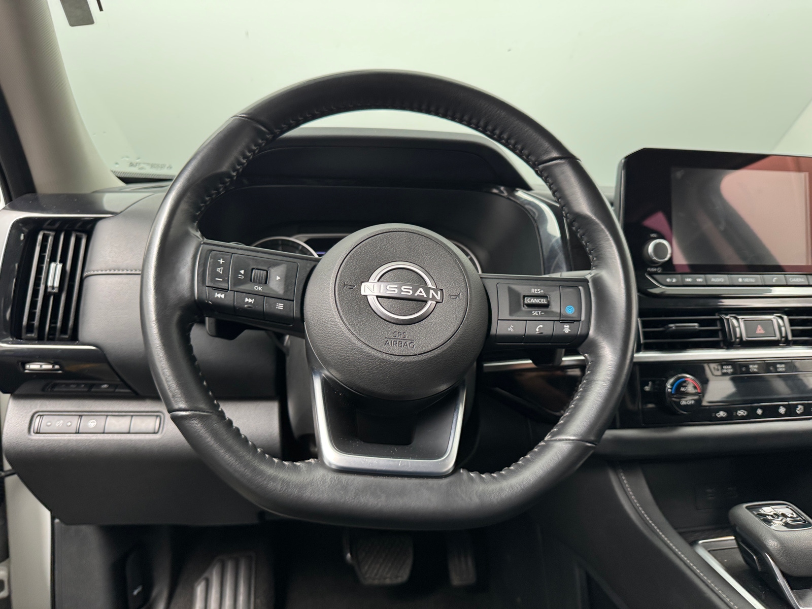 Thumbnail: 2024 Nissan Pathfinder - 5