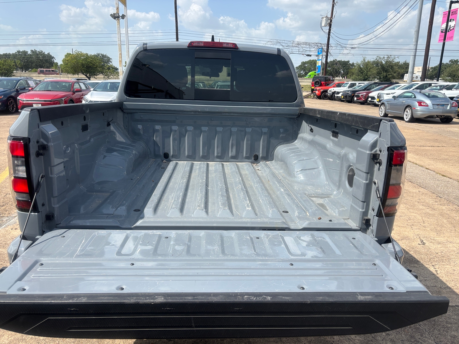 Thumbnail: 2026 Nissan Frontier - 6