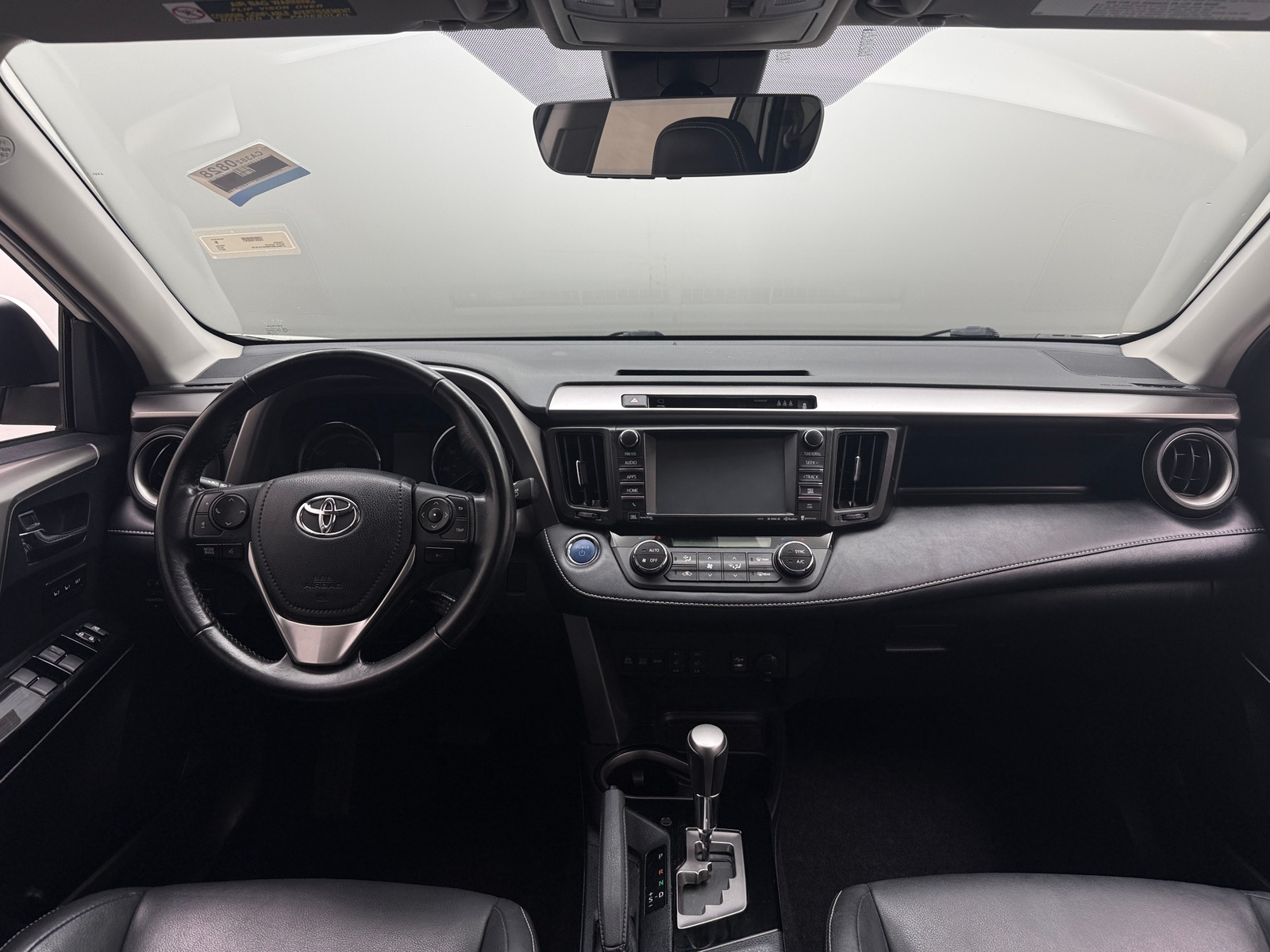 Thumbnail: 2017 Toyota RAV4 - 2