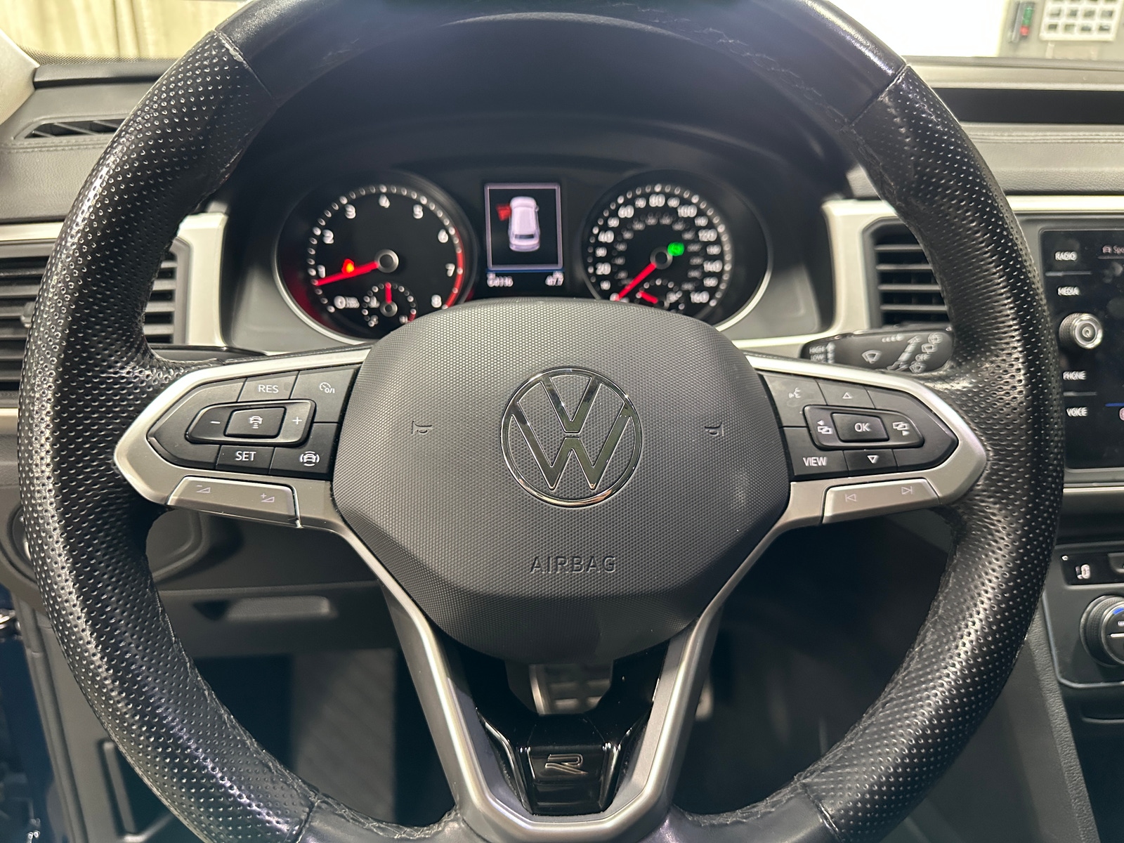 Thumbnail: 2021 Volkswagen Atlas - 4