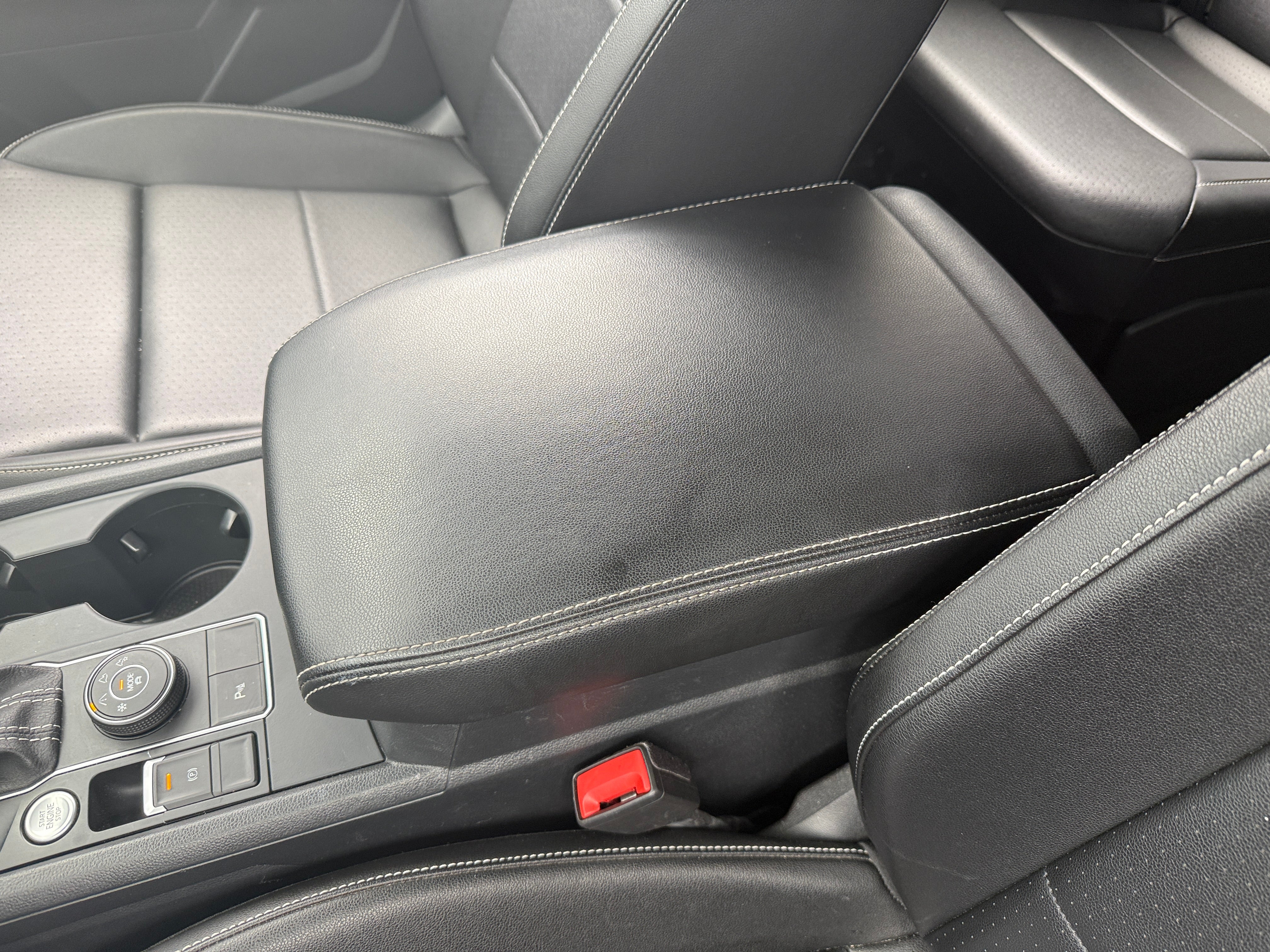 2021 Volkswagen Atlas SE w/Tech R-Line - Photo 24