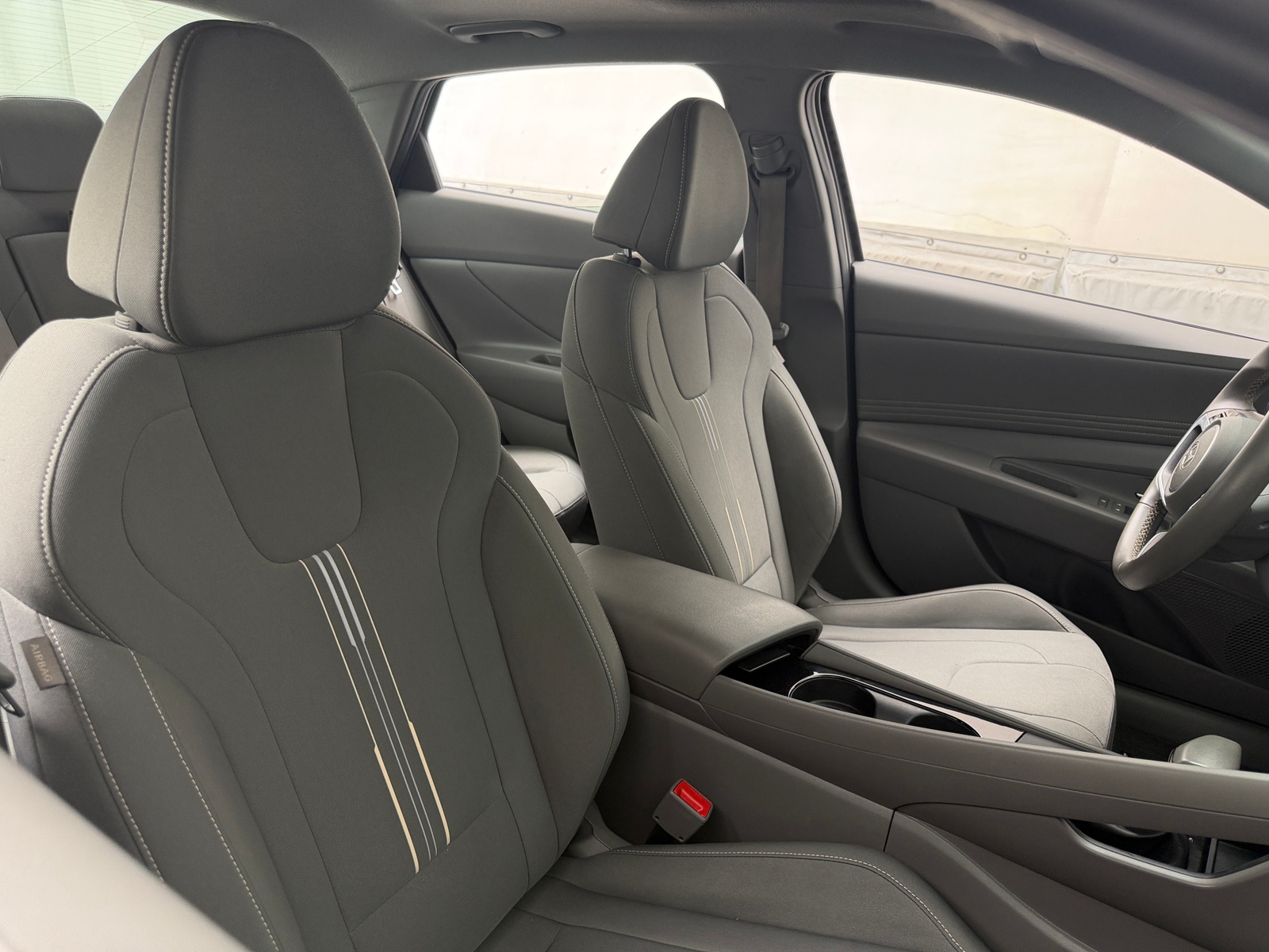 Thumbnail: 2025 Hyundai Elantra - 2
