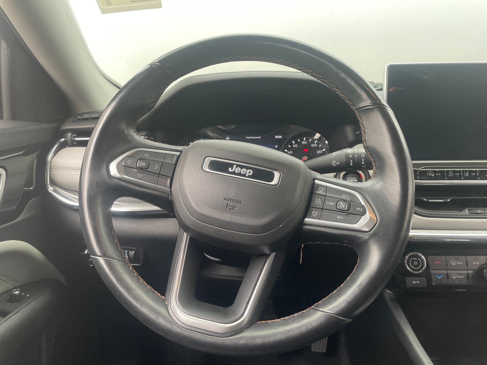 Thumbnail: 2022 Jeep Compass - 4