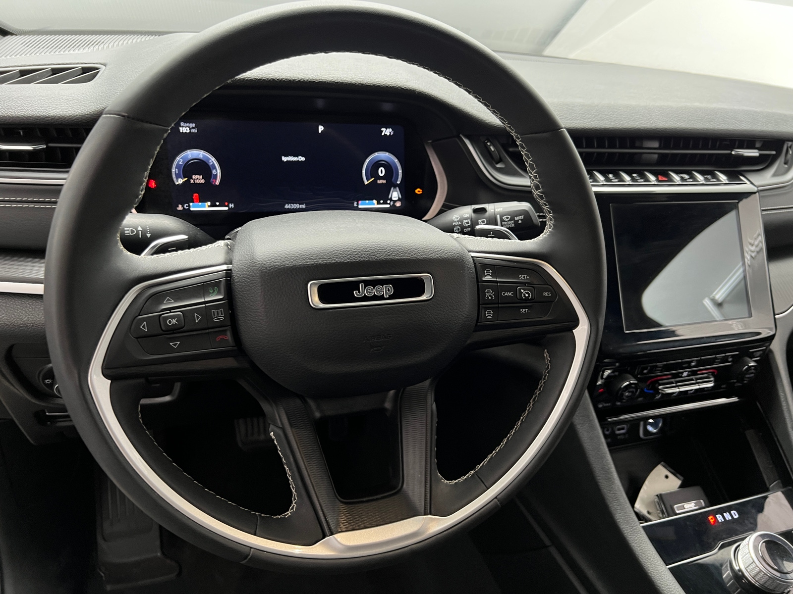 Thumbnail: 2023 Jeep Grand Cherokee - 4